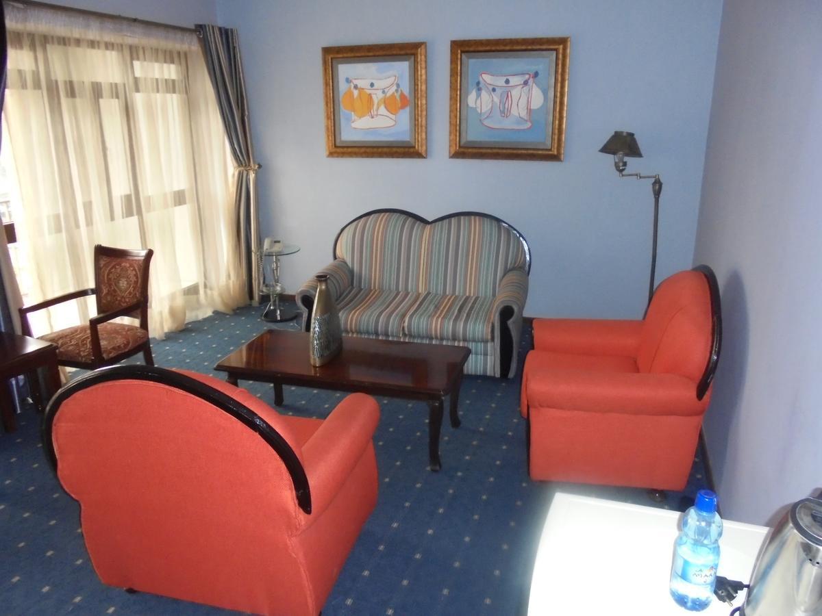 Global Hotel Addis Abeba Buitenkant foto