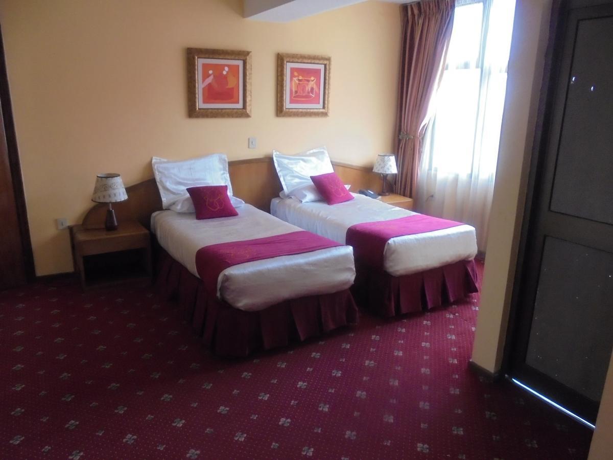 Global Hotel Addis Abeba Buitenkant foto