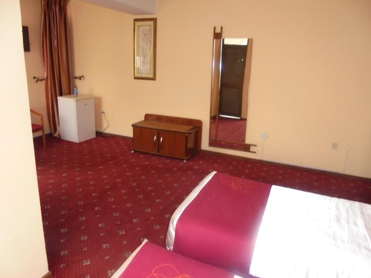 Global Hotel Addis Abeba Buitenkant foto